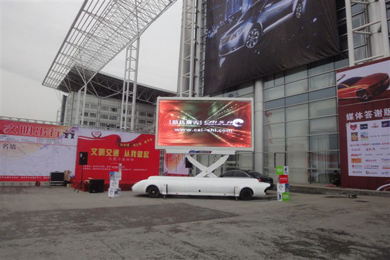 Outdoor Mobile Truck LED Display With Self Contained Generator Low Noise Design